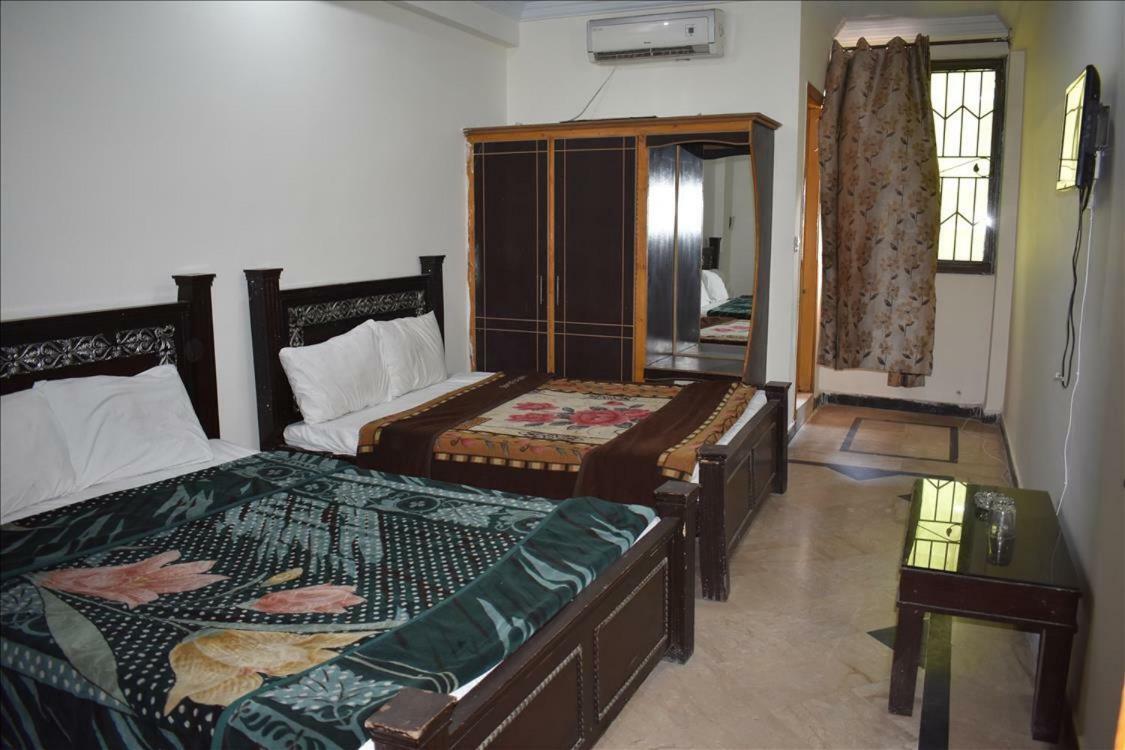 Mehran Hotel Rawalpindi Exterior foto